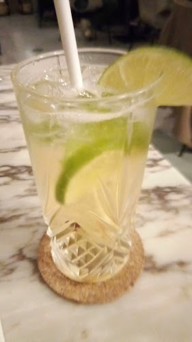 Rio's Tapas & Bar - Gastronomia e hotelaria