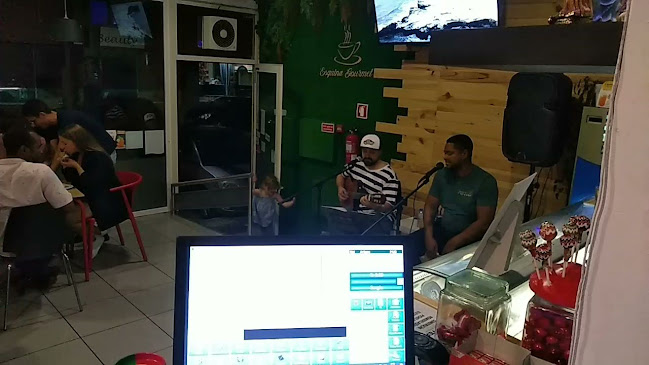 Opinii despre Favela Vip Lounge Bar Vintage în Esposende - Gastronomia e hotelaria