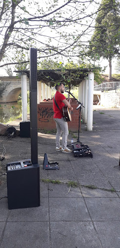 R. Manuel Lourenço Ferreira 3450, 3450-130 Mortágua