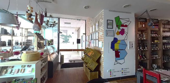 Emporium Mercearia & Pub