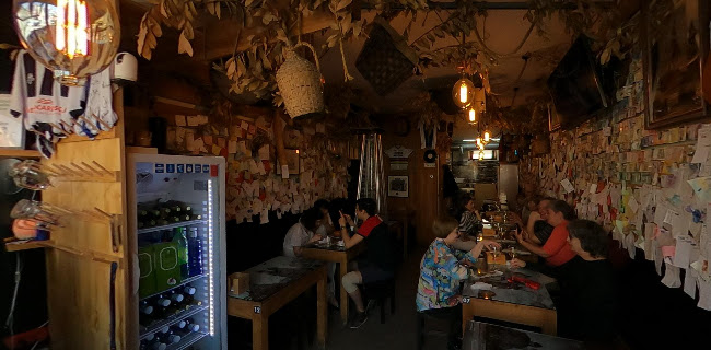 Praça dos Poveiros 122, 4000-393 Porto