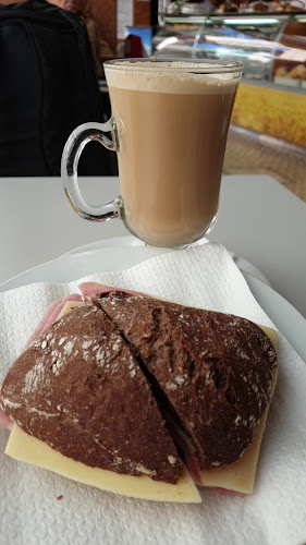 Opinii despre Dino Pão în Porto - Gastronomia e hotelaria