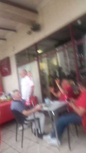 Comentarii opinii despre Casa Benfica Paredes