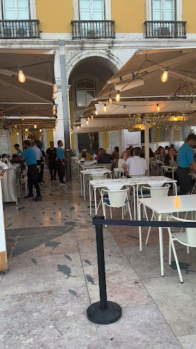 Comentarii opinii despre Baía do Peixe - Praça do Comércio