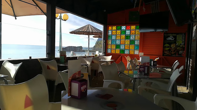 Docas Café Open Times