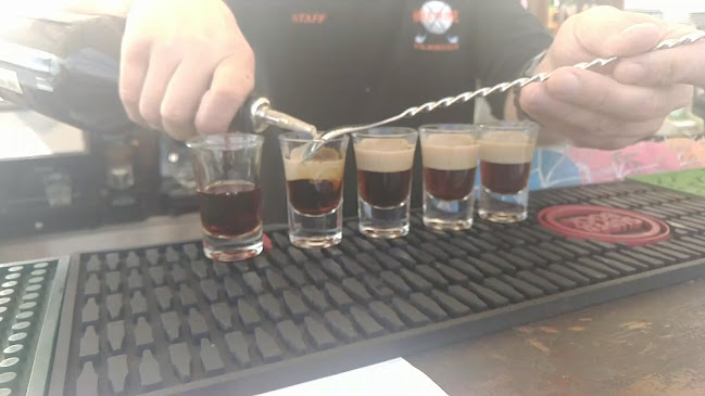 Hole in One Pub - Sports Bar - Loulé