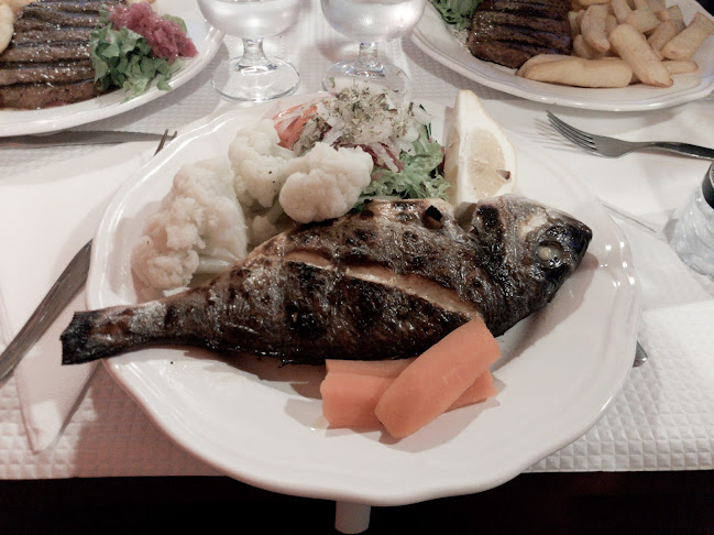 Praça do Poder Local 23, 8600-524 Lagos