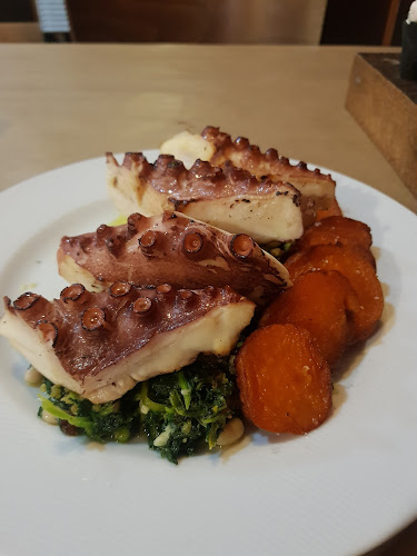 Dux Taberna Urbana - Gastronomia e hotelaria