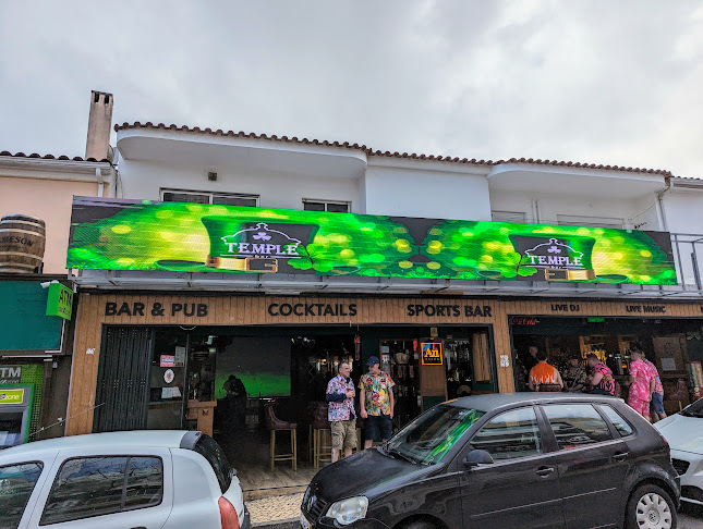 Trinity Bar - Gastronomia e hotelaria