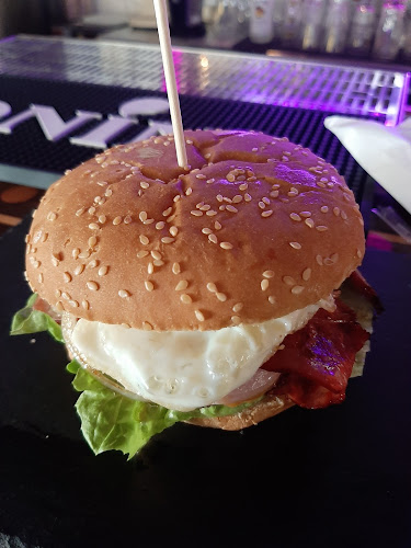 Rocktime restaurante sport bar - Gastronomia e hotelaria