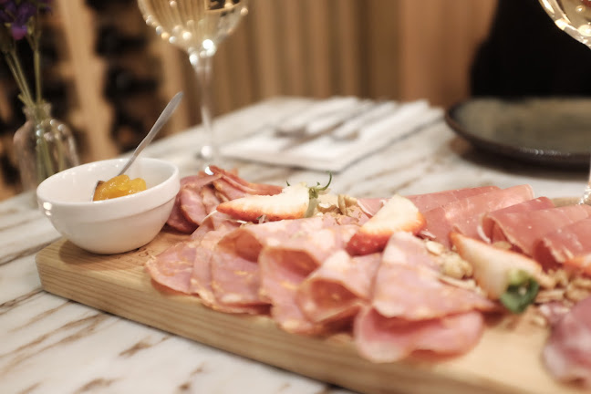 Opinii despre Rio's Tapas & Bar în Porto - Gastronomia e hotelaria