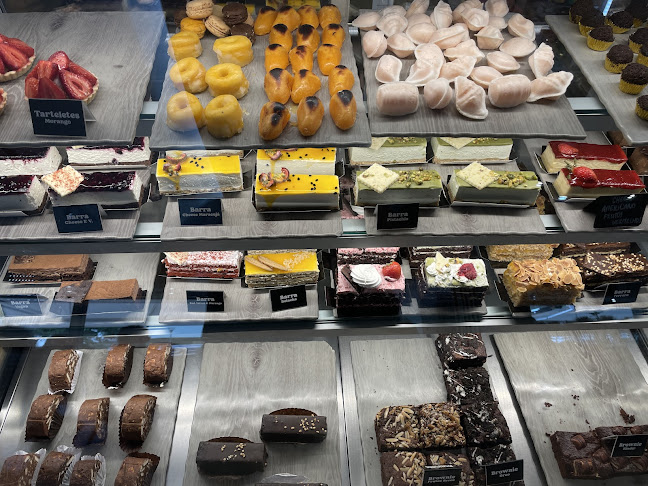 A Confeitaria [na.avenida] - Funchal