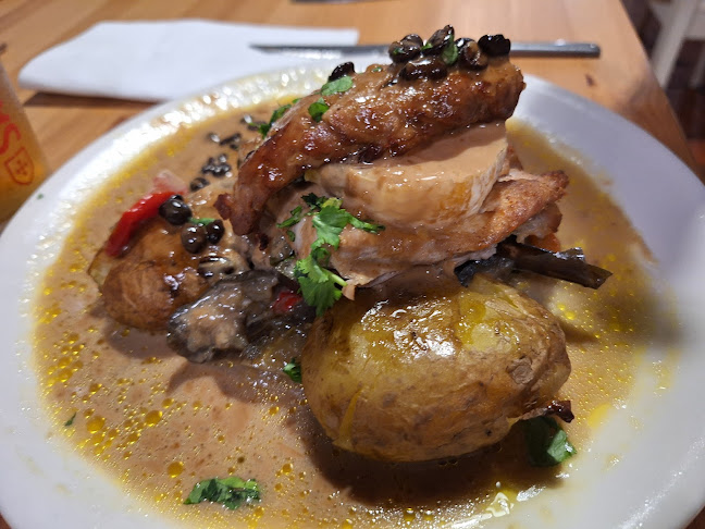 Vila Adentro - Gastronomia e hotelaria