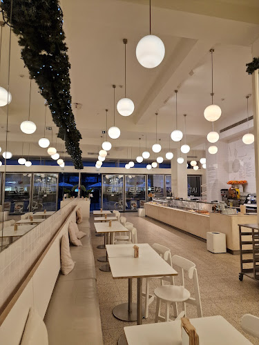 Av. da República 39 B, 1050-187 Lisboa