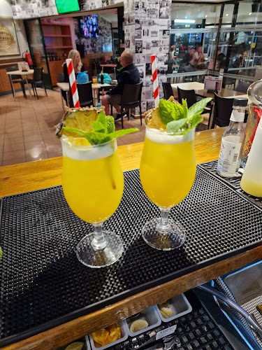 Av. Sá Carneiro 55 23, 8200-290 Albufeira