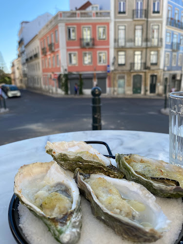 R. da Palmeira 28 C, 1200-313 Lisboa