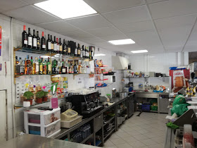 Tasquinha Do Trinchas Bar Incrivel Almadense