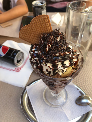 Gelataria, Pizzaria Italiana - Gastronomia e hotelaria