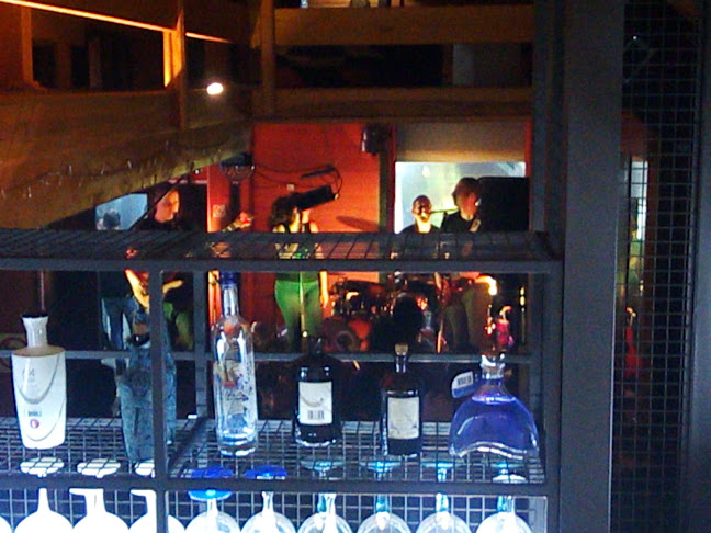 Largo dos Armazéns de Lavos, 1, Lavos