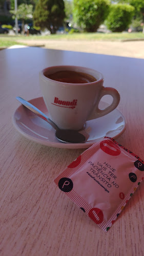 Opinii despre Café Snack-Bar Charlot în Matosinhos - Gastronomia e hotelaria