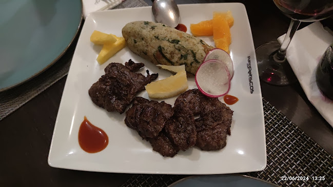 Pátio dos Petiscos - Gastronomia e hotelaria