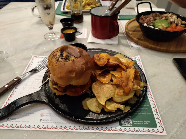 R. Padre Alfredo da Rocha Martins 9 R/C, 4750-255 Barcelos