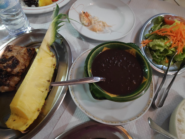 O Buraco da Velha - Gastronomia e hotelaria