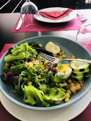 Av. Manuel Cabanas, Aguas Livres, Rua Marquês de Castelo Novo N° 9, 2720-701 Amadora