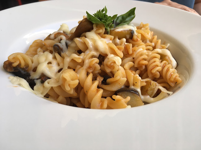 Opinii despre Pico da Atalaia II în Funchal - Gastronomia e hotelaria