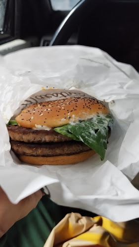 McDonald's - Gaia Fojo - Gastronomia e hotelaria