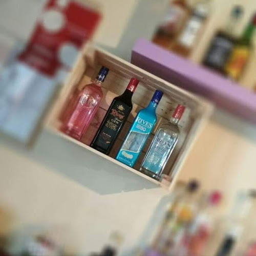 Opinii despre Maffs Lounge Caffe în Coruche - Gastronomia e hotelaria