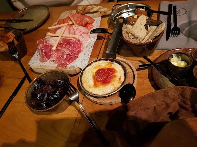 Av. 25 de Abril 22 4760, 4760-101 Vila Nova de Famalicão