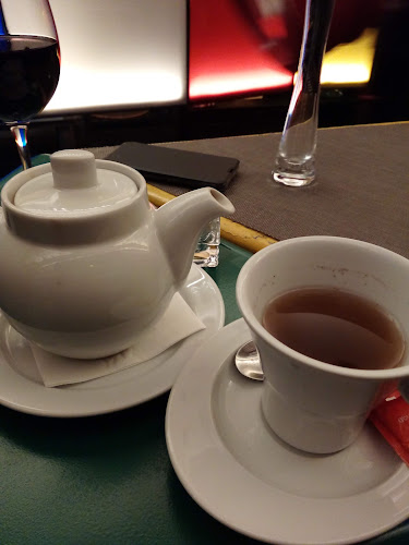 Menina e Moça Porto - Gastronomia e hotelaria