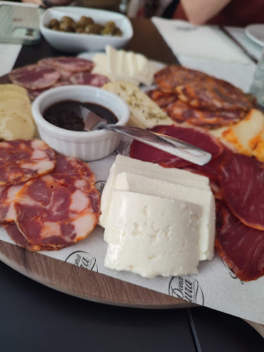 Dona Laura - Gastronomia e hotelaria