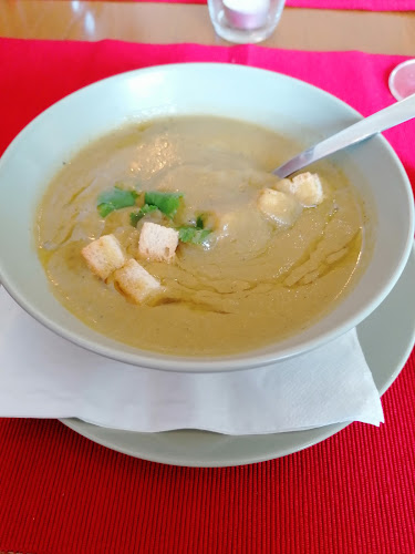 Comentarii opinii despre Stomach Restaurant