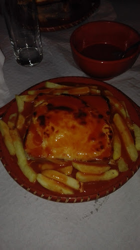 Pão Quente Jovem - Snacks - Gastronomia e hotelaria