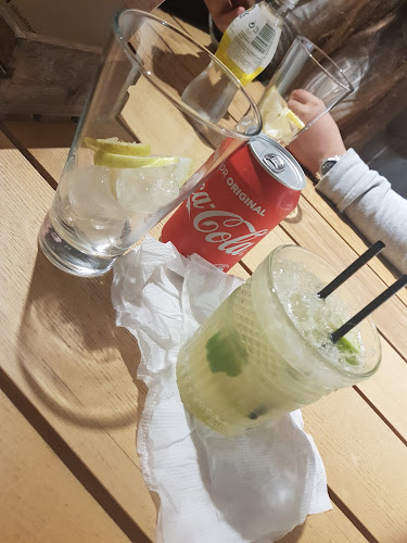 B Blush - Gastronomia e hotelaria