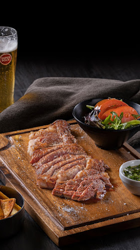 R. Vasques de Mesquita 98, 4350-337 Porto