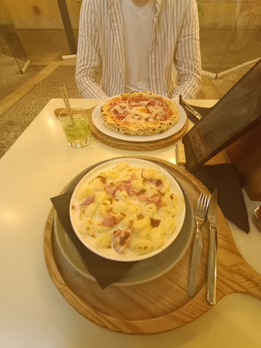 Reviews of Pizzaria Luzzo in Leiria - Gastronomia e hotelaria