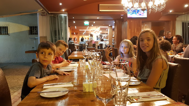 uniko Marina Restaurant Lounge - Gastronomia e hotelaria