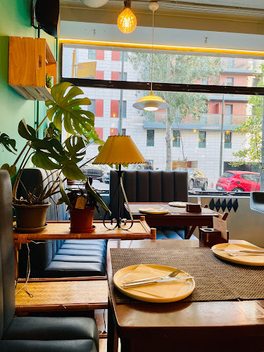 Av. Duque de Loulé 22b, 1050-085 Lisboa