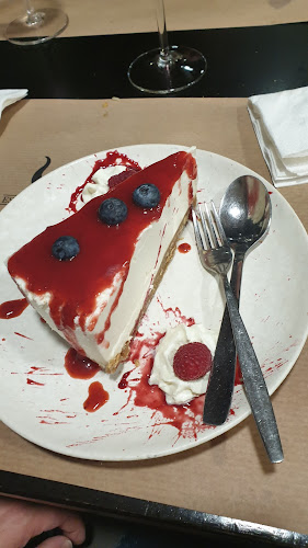 Restaurante Hell Bull - Steakhouse e Tapas - Gastronomia e hotelaria