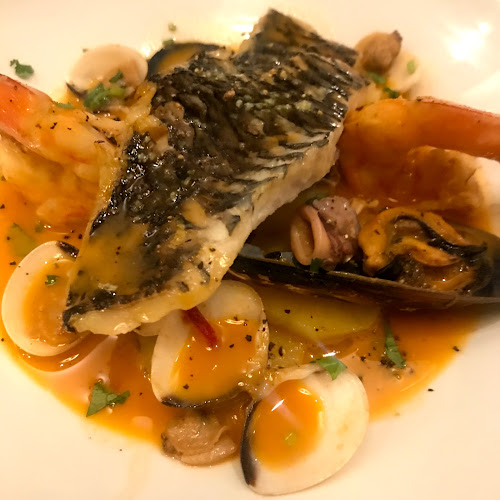 Opinii despre 1811 Bistro *Restaurante* în Funchal - Gastronomia e hotelaria