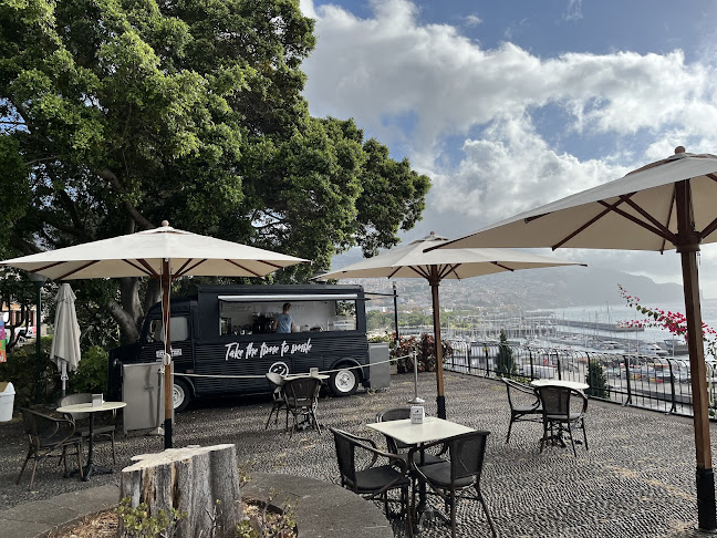 Opinii despre Santa Catarina Café în Funchal - Gastronomia e hotelaria