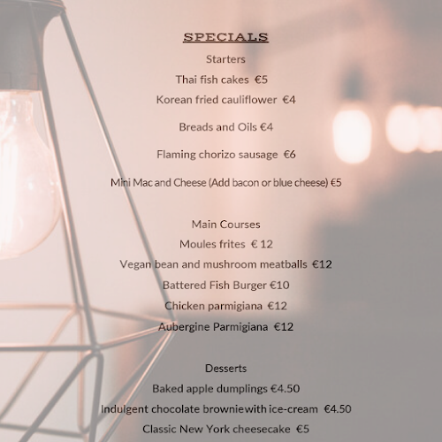 R. 25 de Abril 91 1F, 8600-763 Lagos