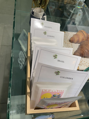 Av. Dom Sebastião 69E, 2825-407 Costa da Caparica