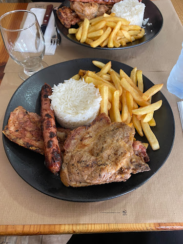 Rua Professor Francisco Corujo, n° 209 B Gafanha da Encarnação, 3830-524 Aveiro