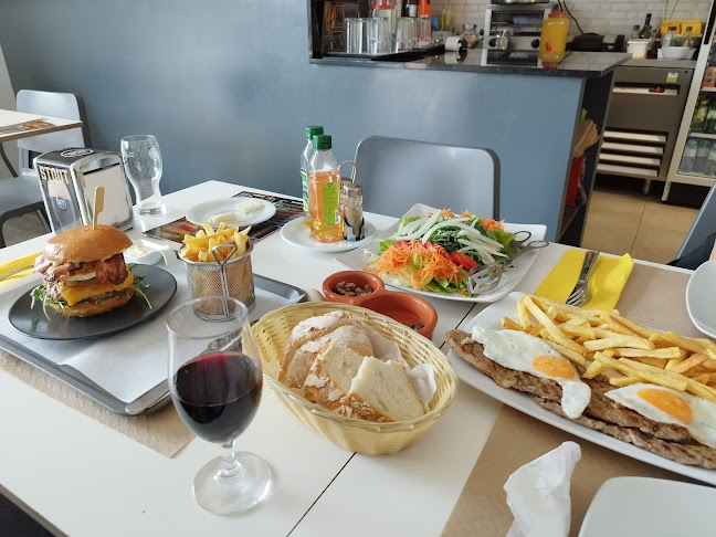 Burger Four You - Gastronomia e hotelaria