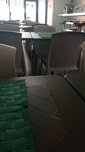 Restaurante Higa Phone number