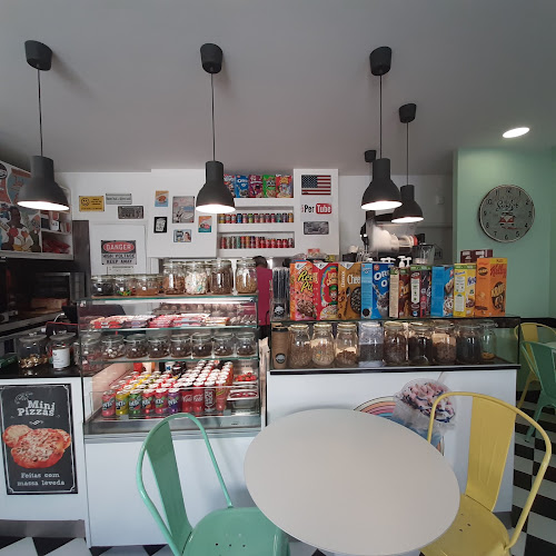 Comments and reviews of Lambetas Coffee House